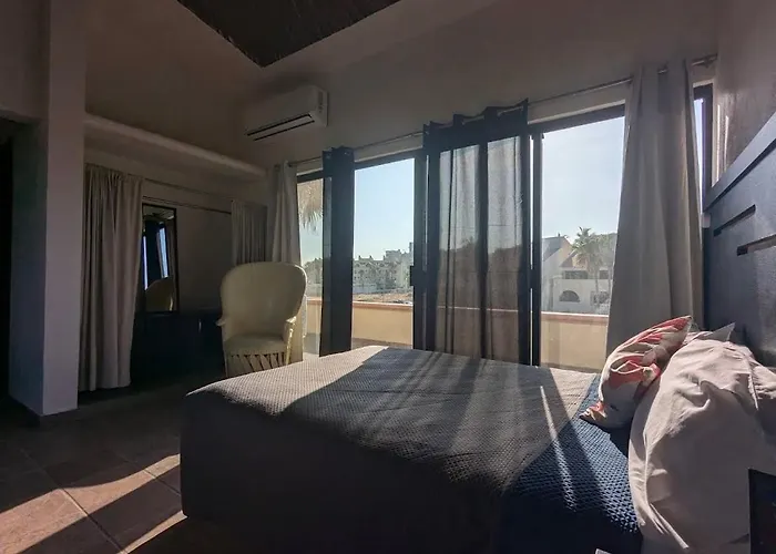 Ocean View Castle On Golf Course Aparthotel *